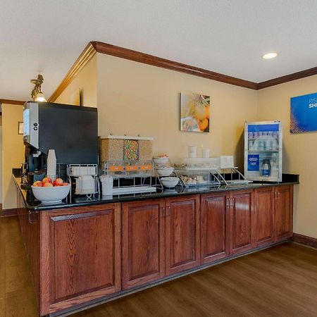 Comfort Inn Fayetteville I-95 المظهر الخارجي الصورة