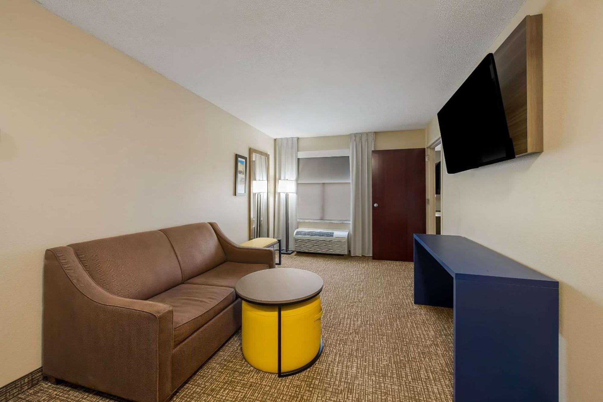 Comfort Inn Fayetteville I-95 المظهر الخارجي الصورة