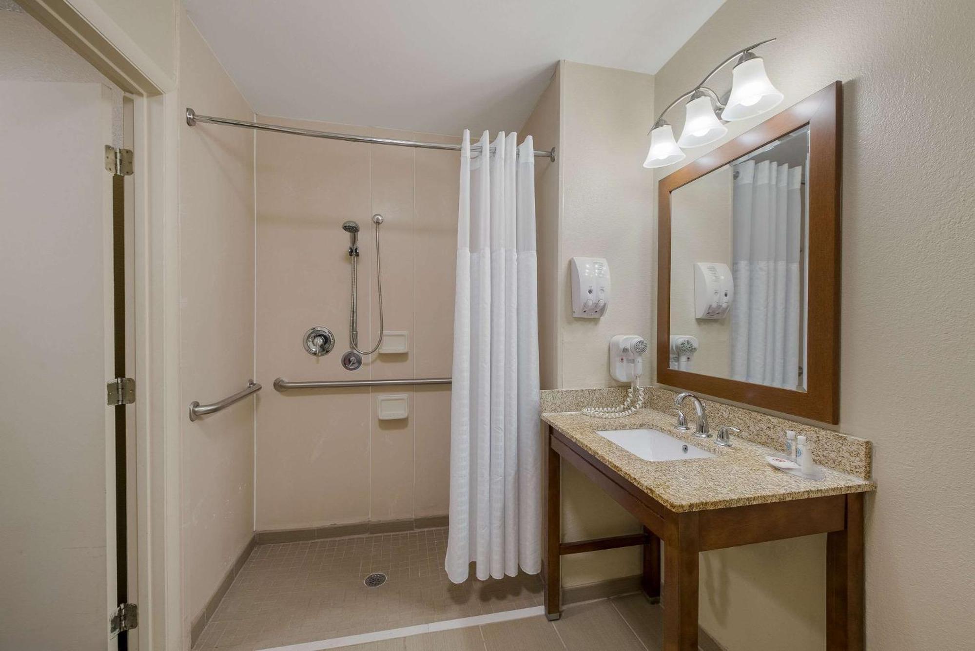 Comfort Inn Fayetteville I-95 المظهر الخارجي الصورة