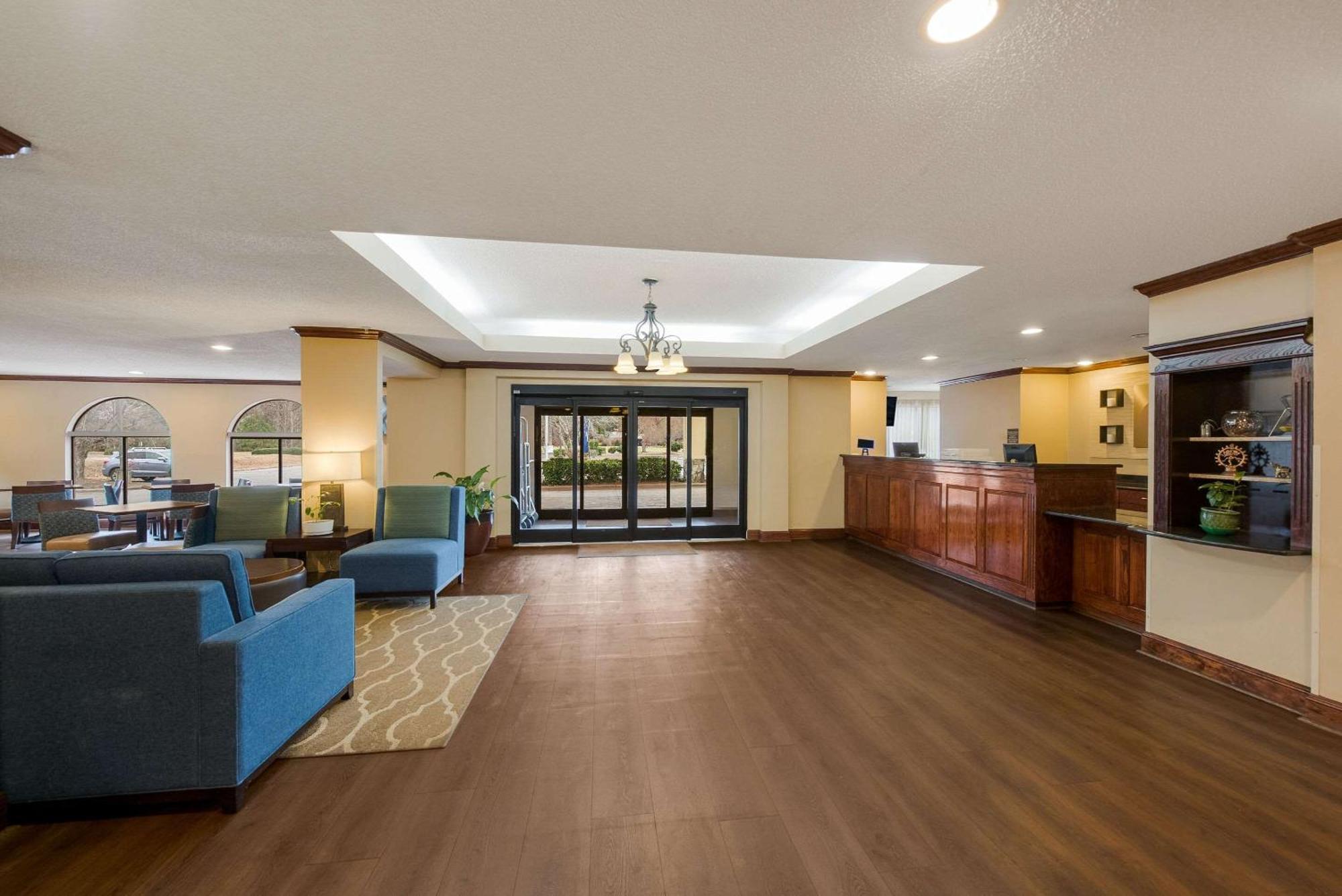 Comfort Inn Fayetteville I-95 المظهر الخارجي الصورة