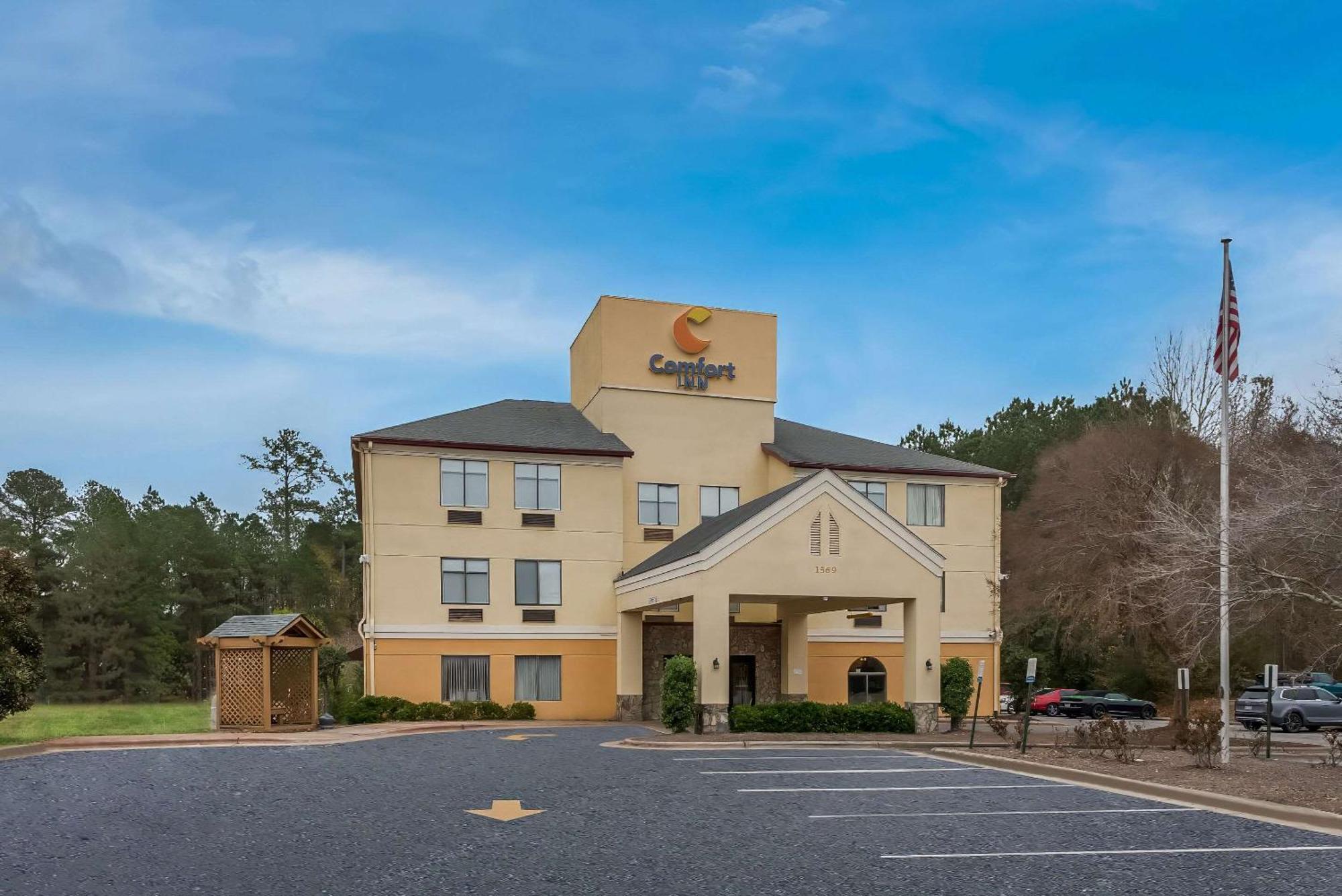 Comfort Inn Fayetteville I-95 المظهر الخارجي الصورة