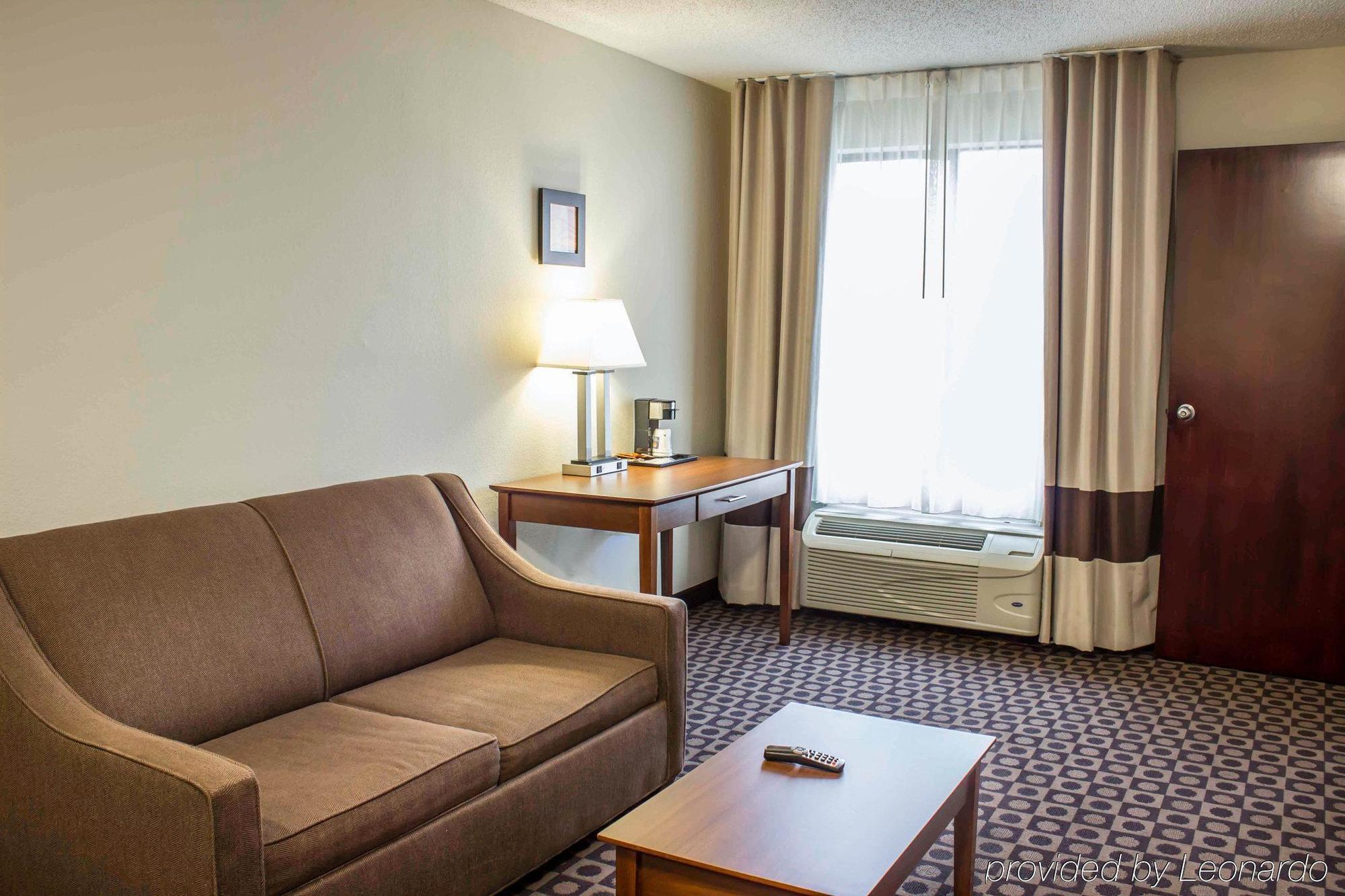 Comfort Inn Fayetteville I-95 المظهر الخارجي الصورة